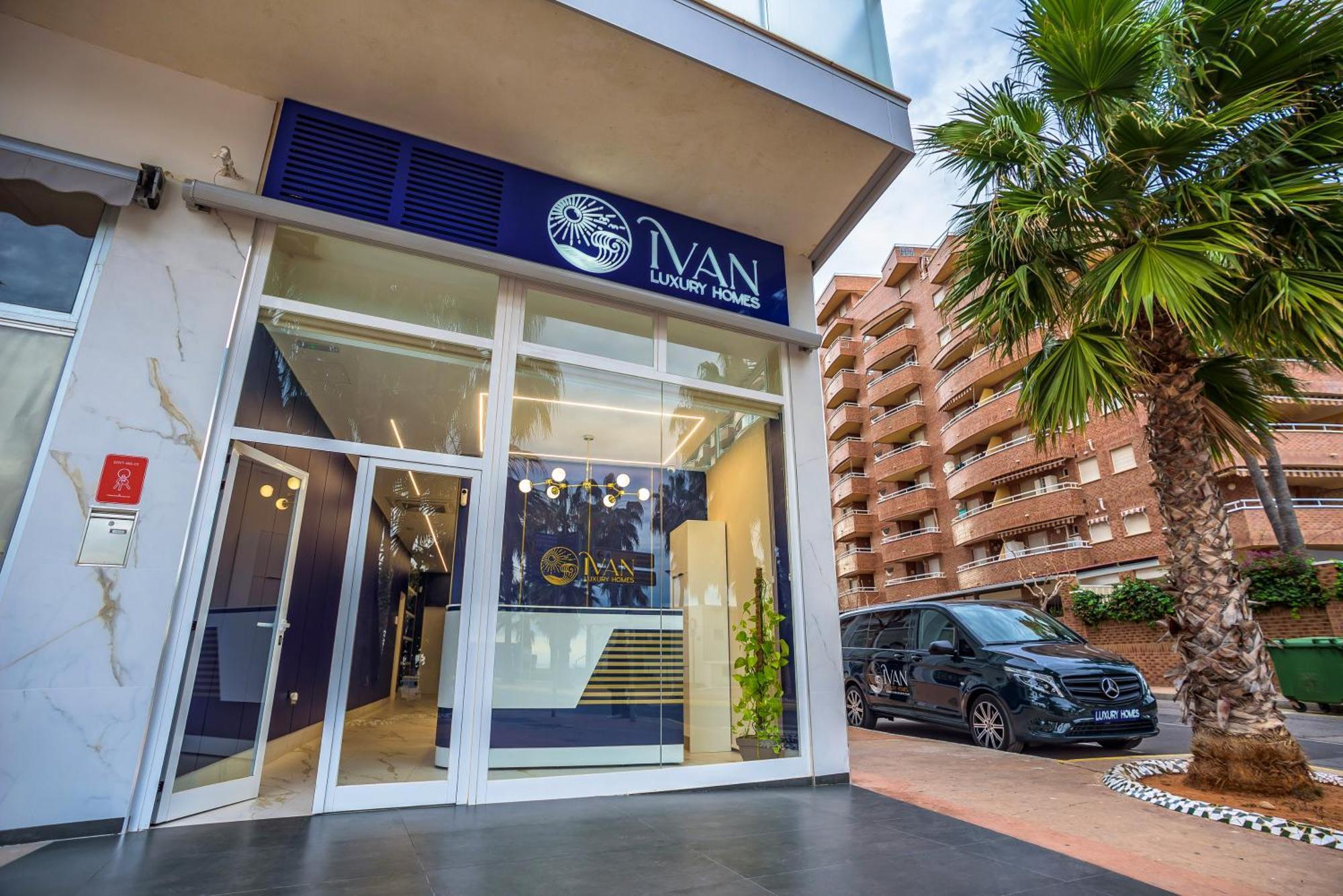 Casa Simion Ivan Luxury Homes 10ªplta Norte 1ªlinea Оропеса-дель-Мар Экстерьер фото